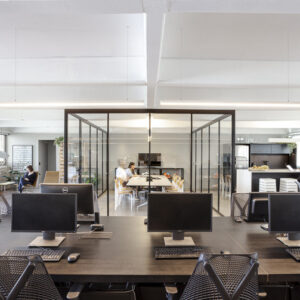 مكاتب الموظفين