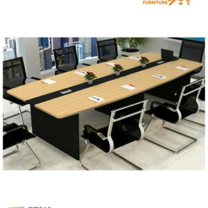 طاولة اجتماعات